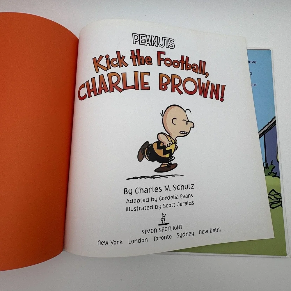 Hansel And Gretel Peanuts Kick The Football Charlie Brown Marshall‎ PB HC Kids